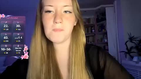 Snapshot of lisi_kiss_ chatting on 8, 7, 2026 Aurora online show from 8, 7, 2026
