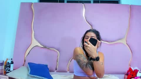 Snapshot of lissandjohnson chatting on 31, 12, 2024 LISSA JHONS online show from 31, 12, 2024