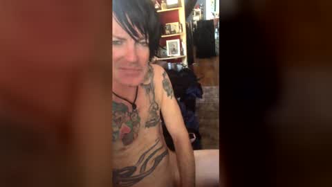 Snapshot of litknick14 chatting on 5, 1, 2026 litknick14 online show from 5, 1, 2026