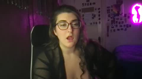 litlebabygoddess online show from 11, 11, 2025