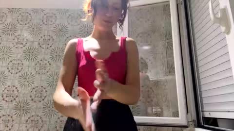 Snapshot of littel_angel_didi chatting on 22, 12, 2025 Diana Woods online show from 22, 12, 2025