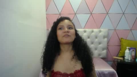 Snapshot of little18doll chatting on 2, 5, 2026 little18doll online show from 2, 5, 2026