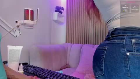 Snapshot of little__ary chatting on 21, 7, 2026 little ary online show from 21, 7, 2026