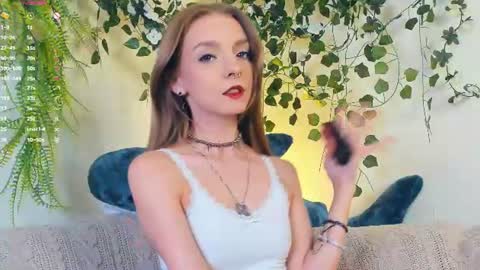 Snapshot of little__caprice chatting on 24, 7, 2026 Bella online show from 24, 7, 2026
