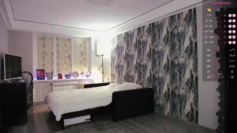 Snapshot of little_birdy chatting on 17, 1, 2025 Birdy online show from 17, 1, 2025