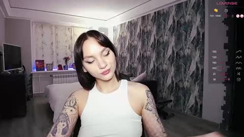 Snapshot of little_birdy chatting on 9, 2, 2025 Birdy online show from 9, 2, 2025