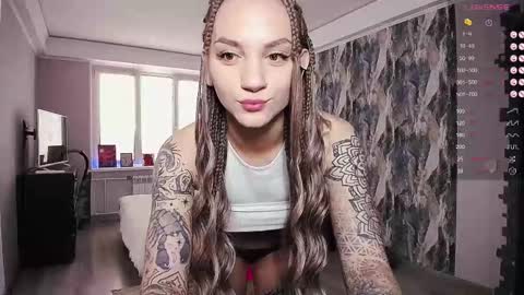 Snapshot of little_birdy chatting on 25, 2, 2025 Birdy online show from 25, 2, 2025