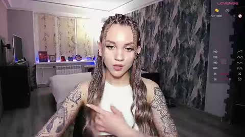 Snapshot of little_birdy chatting on 27, 2, 2025 Birdy online show from 27, 2, 2025