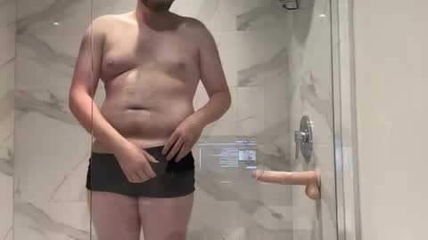 Snapshot of little_boi2much chatting on 14, 9, 2025 little_boi2much online show from 14, 9, 2025