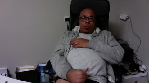 Snapshot of little_buddha chatting on 15, 12, 2024 Pure Black Power online show from 15, 12, 2024