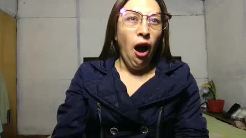 Diablita online show from 1, 10, 2025