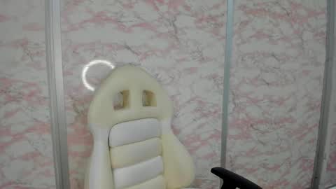 Snapshot of little_doll_4u chatting on 24, 4, 2026 ANNI online show from 24, 4, 2026