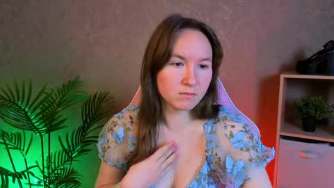 Snapshot of little_doll_meow chatting on 12, 5, 2026 Alexandra online show from 12, 5, 2026