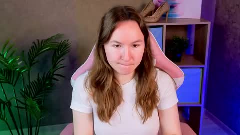 Snapshot of little_doll_meow chatting on 27, 5, 2026 Alexandra online show from 27, 5, 2026