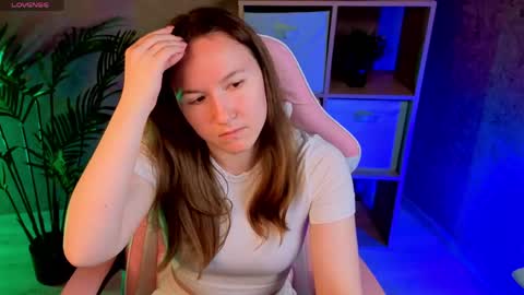 Snapshot of little_doll_meow chatting on 29, 5, 2026 Alexandra online show from 29, 5, 2026