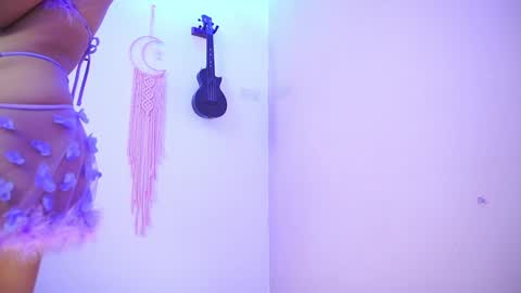 Little Effy online show from 7, 2, 2025