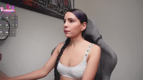 Help me reach 100 likes online show from 10, 4, 2026