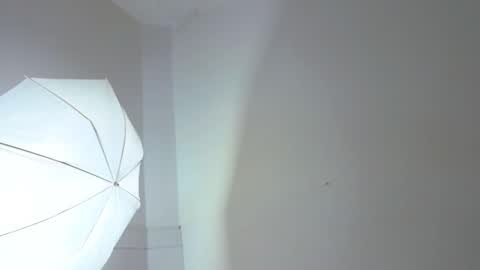 little_lilith_apple online show from 4, 12, 2025