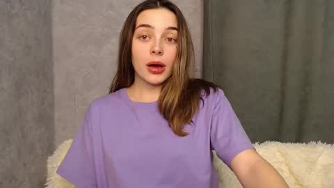 Snapshot of little_mia__ chatting on 9, 12, 2024 Mia Im online every day 1530 PM in New York 2030 PM in London online show from 9, 12, 2024