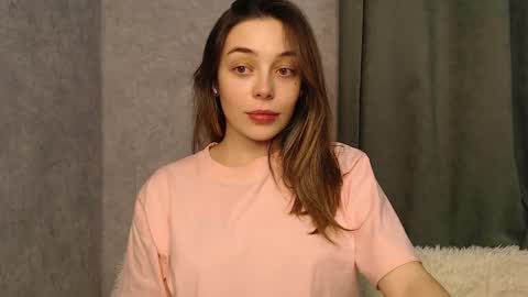 Snapshot of little_mia__ chatting on 12, 12, 2024 Mia Im online every day 1530 PM in New York 2030 PM in London online show from 12, 12, 2024