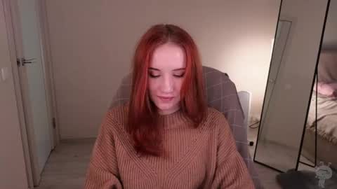 Snapshot of little_pretty_woman chatting on 1, 6, 2026 little_pretty_woman online show from 1, 6, 2026