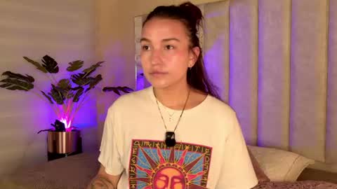 Snapshot of little_red_18 chatting on 15, 7, 2026 Eva online show from 15, 7, 2026