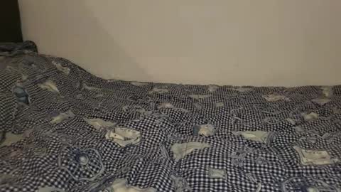 Snapshot of little_sakuraxxx chatting on 30, 10, 2025 GiuliaFrancesco online show from 30, 10, 2025