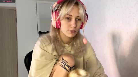 Lana online show from 18, 10, 2025