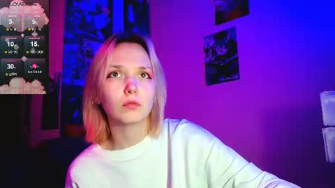 Snapshot of little_sugar_queen chatting on 22, 7, 2026 Akin online show from 22, 7, 2026