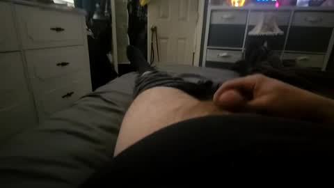 Snapshot of littlecums9 chatting on 28, 7, 2026 littlecums9 online show from 28, 7, 2026