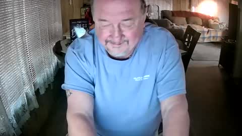 Snapshot of littled83057 chatting on 11, 1, 2025 Littled83057 online show from 11, 1, 2025