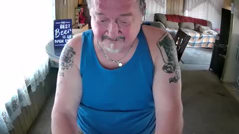 Snapshot of littled83057 chatting on 1, 2, 2025 Littled83057 online show from 1, 2, 2025