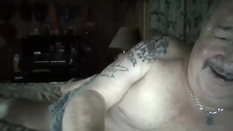 Snapshot of littled83057 chatting on 8, 10, 2025 Littled83057 online show from 8, 10, 2025