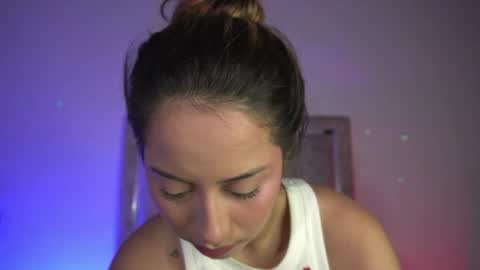 Snapshot of littlee_emma_ chatting on 16, 7, 2026 littlee_emma_ online show from 16, 7, 2026