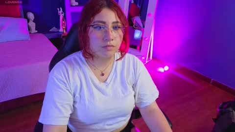 Snapshot of littlee_red chatting on 26, 2, 2026 Angel online show from 26, 2, 2026