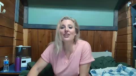 lisanixs online show from 1, 3, 2026