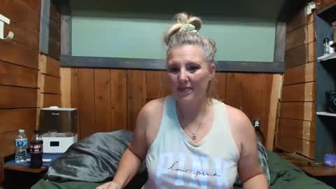 lisanixs online show from 30, 4, 2026