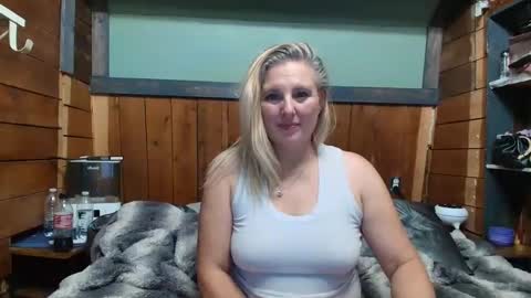 lisanixs online show from 29, 5, 2026