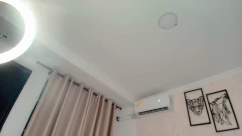 Snapshot of littlemolly_pregnant chatting on 31, 1, 2025 Sarahs Room online show from 31, 1, 2025