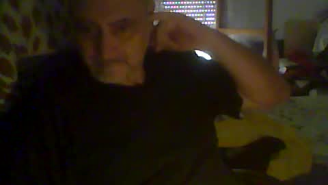 Snapshot of littlepaul2 chatting on 20, 6, 2026 LittlePaul online show from 20, 6, 2026