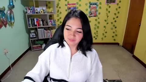 Mia  Wednesday to Sunday 730 am to 1030 am Colombian Hour D online show from 6, 1, 2025