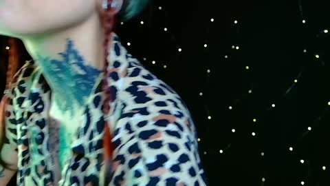 Niki  free tg channel with some photos gifs and info about streams  online show from 24, 12, 2024