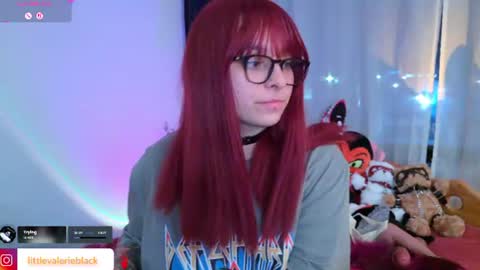 Snapshot of littlevalerie chatting on 7, 7, 2026 Valerie online show from 7, 7, 2026