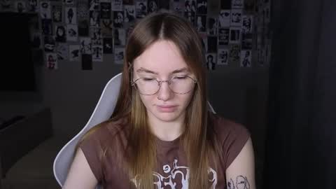 Snapshot of littlevildevil chatting on 13, 5, 2026 Eliana online show from 13, 5, 2026