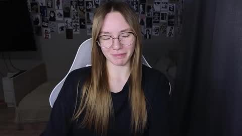 Snapshot of littlevildevil chatting on 22, 5, 2026 Eliana online show from 22, 5, 2026