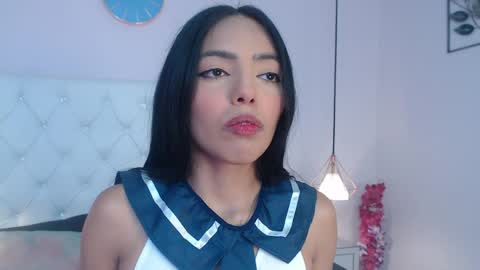 Snapshot of liv20_ chatting on 18, 5, 2026 Nicky online show from 18, 5, 2026