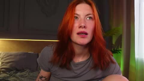 Snapshot of liv_fay chatting on 25, 4, 2026 Liv 3 online show from 25, 4, 2026