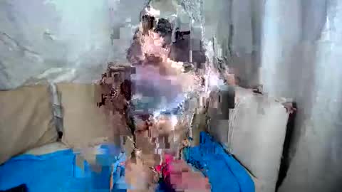 Snapshot of liv_sinclair chatting on 23, 5, 2026 LIV online show from 23, 5, 2026