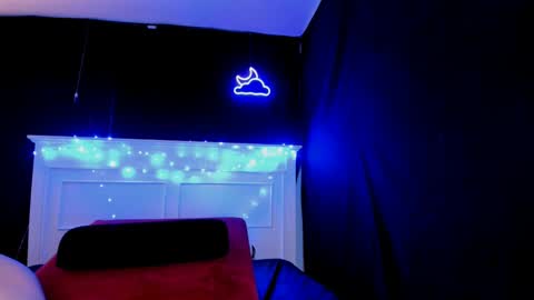 Snapshot of livinsubspace chatting on 21, 12, 2024 Liv online show from 21, 12, 2024