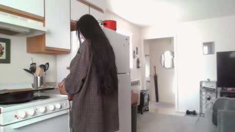 Liv Mirage online show from 4, 11, 2025